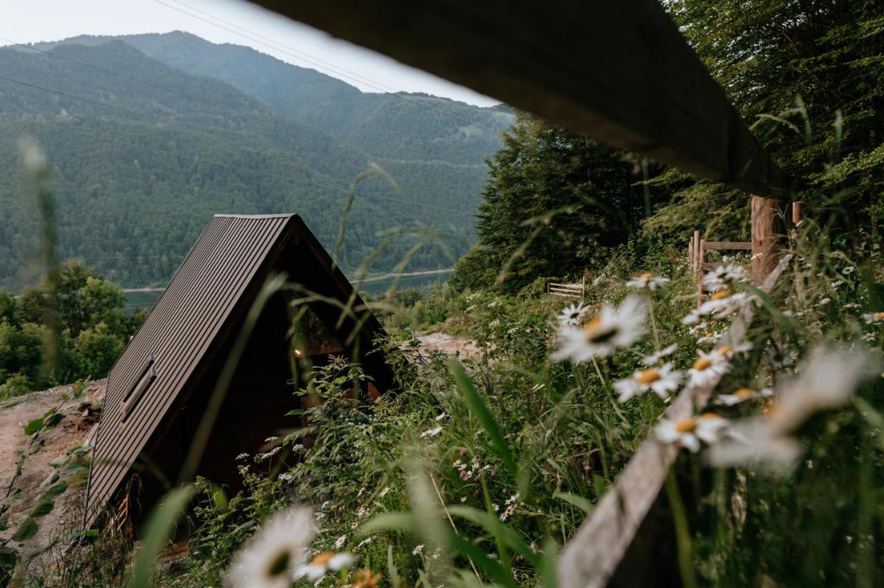 Wild Cabin Malaia Buitenkant foto
