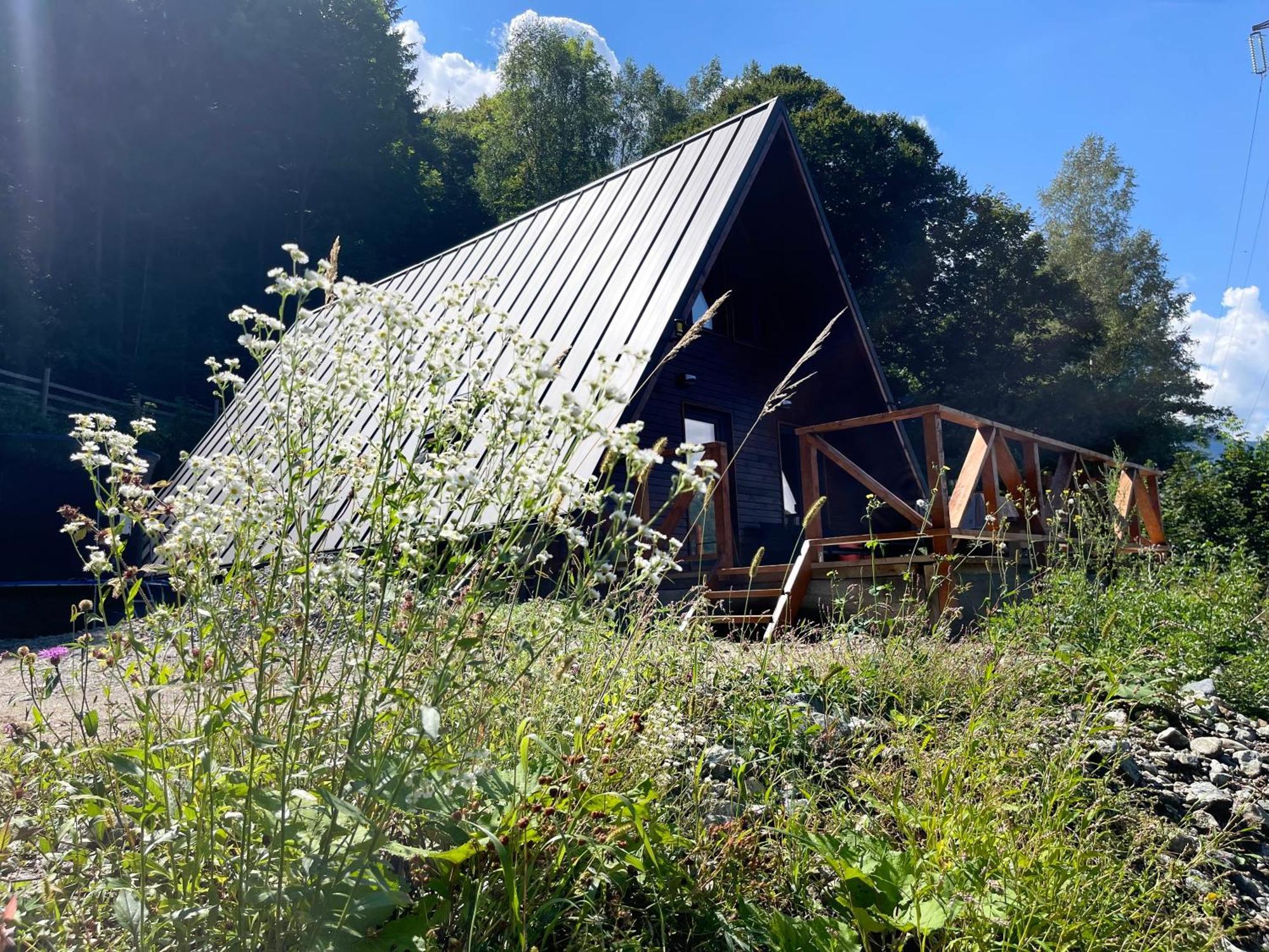 Wild Cabin Malaia Buitenkant foto